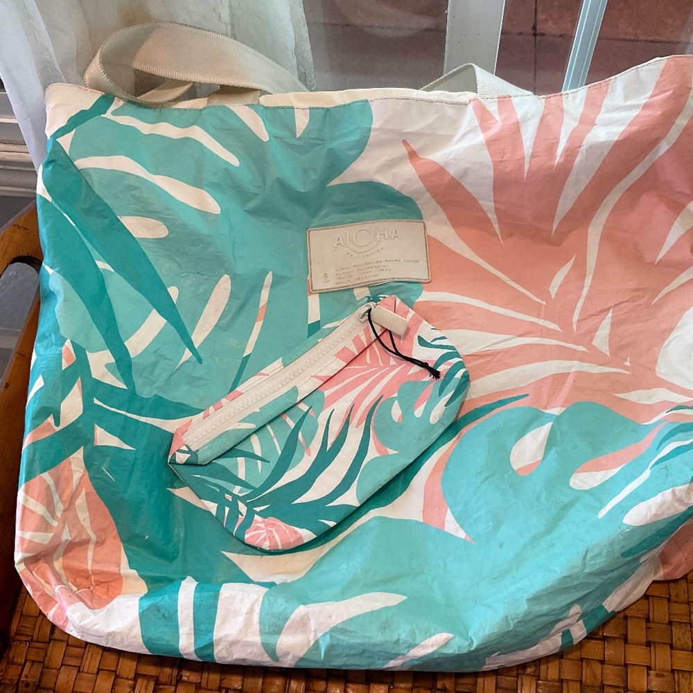 ALOHA Collection Matching Set 2 Pcs. - image 1